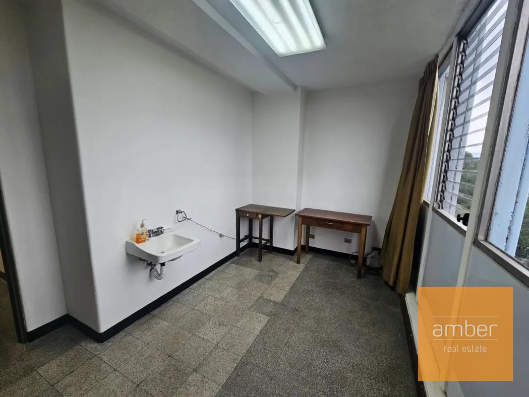 Clínica en Centro Médico, Zona 10 — Clínica en Alquiler en Zona 10, Guatemala, Ciudad — foto 7 de 11