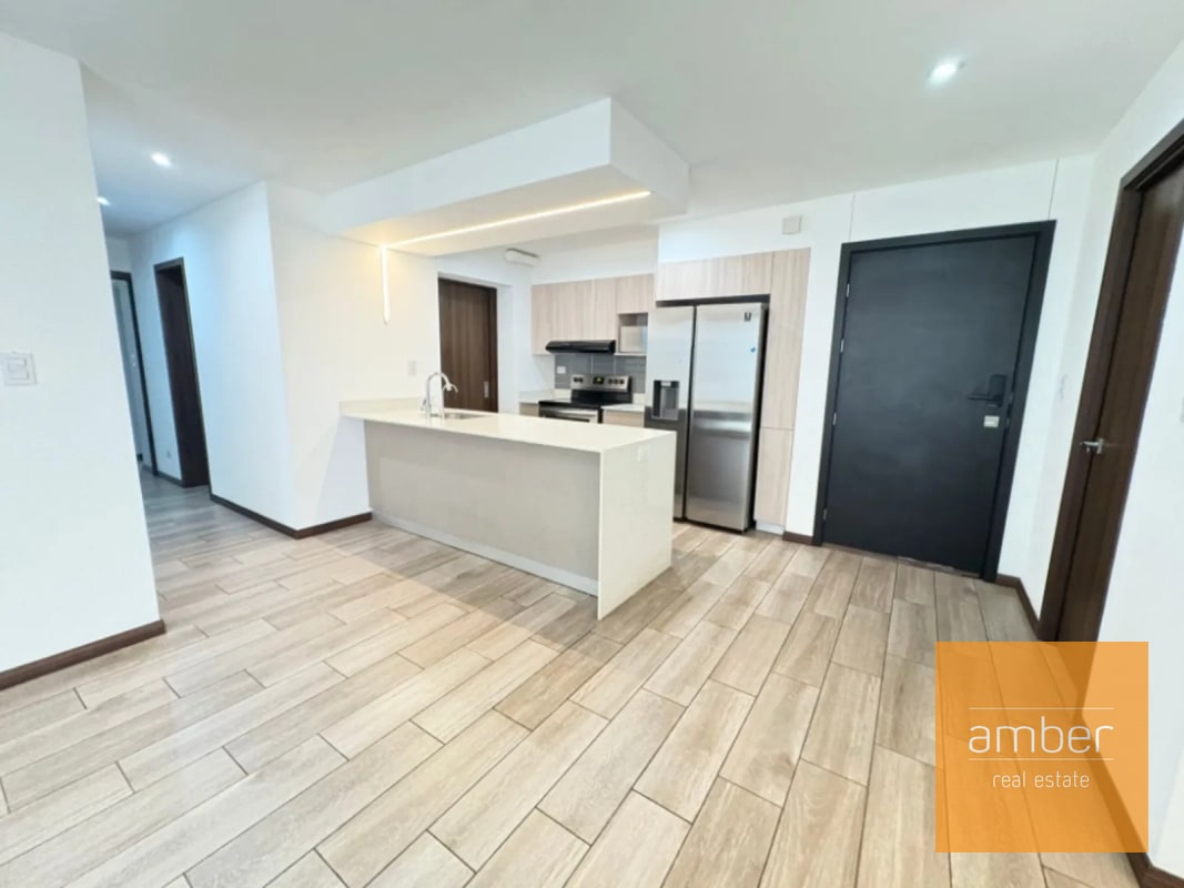 Apartamento con jardín en San Isidro 2021, zona 16 - 10