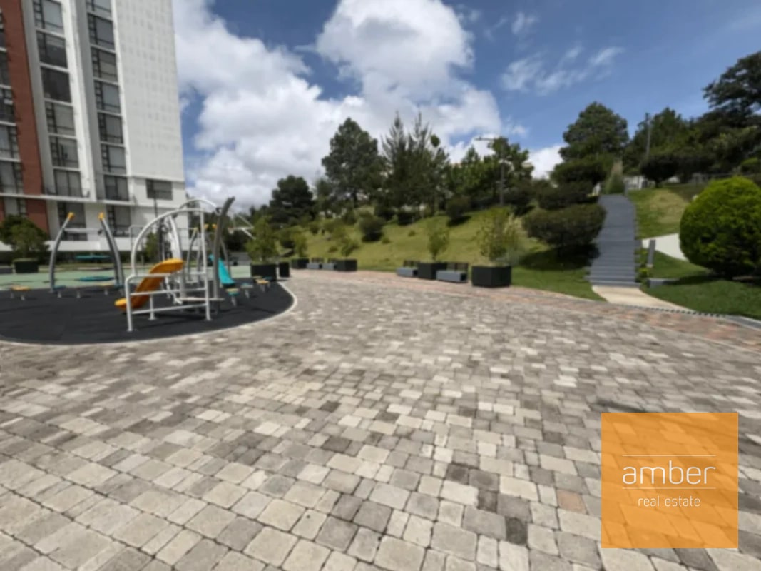 Apartamento con jardín en San Isidro 2021, zona 16 - 2