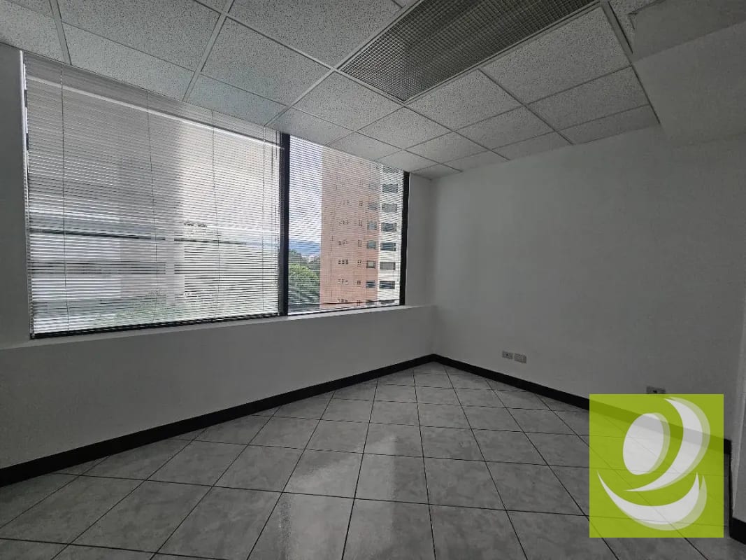Oficina en Renta en Edificio Europlaza Zona 14 — Oficina en Alquiler en Zona 14, Guatemala, Ciudad — foto 1 de 4