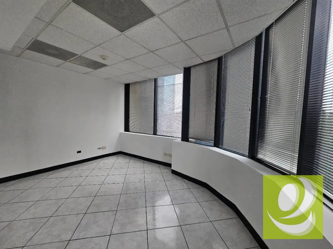 Oficina en Renta en Edificio Europlaza Zona 14 — Oficina en Alquiler en Zona 14, Guatemala, Ciudad — foto 3 de 4