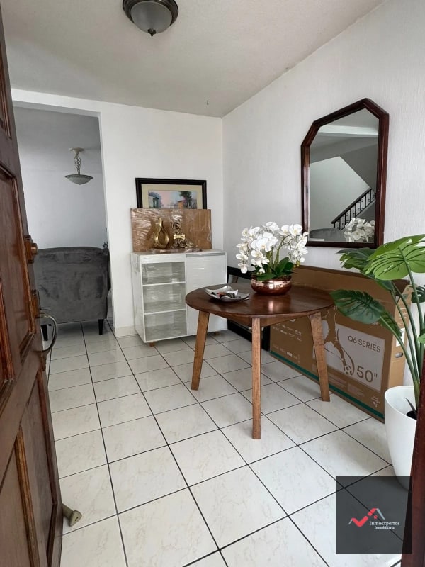 CASA EN VENTA SAN CRISTOBAL ZONA 8 DE MIXCO - 8