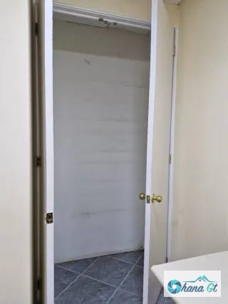 OFICINA EN RENTA, ZONA 14 CENTRO EMPRESARIAL — Oficina en Alquiler en Zona 14, Guatemala, Ciudad — miniatura 3 de 9