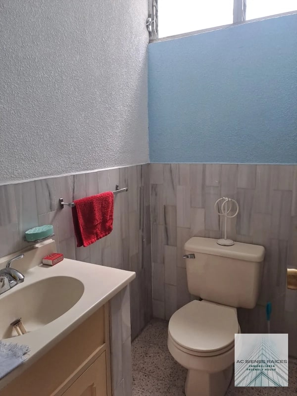 Casa en renta final Mateo Flores a 100mts de la Roosevelt dentro de condominio - 15