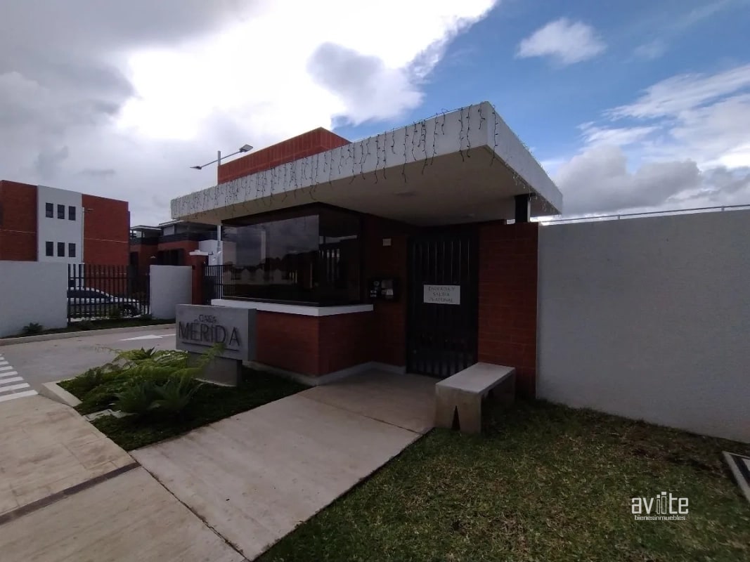 CONDADO NARANJO, Mérida:   3 habitaciones, 3.5 baños, 2 parqueos Q2,800,000 - 6
