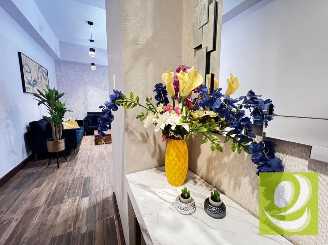 VENDO APARTAMENTO EN 1ER NIVEL ZONA 10 - 9