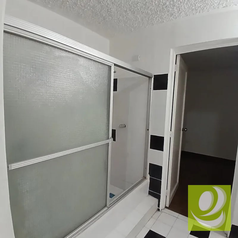 CASA EN VENTA EN PANORAMA SAN CRISTOBAL ZONA 8 MIXCO — Casa en Venta en Zona 8 Mixco, Guatemala, Ciudad — foto 11 de 15