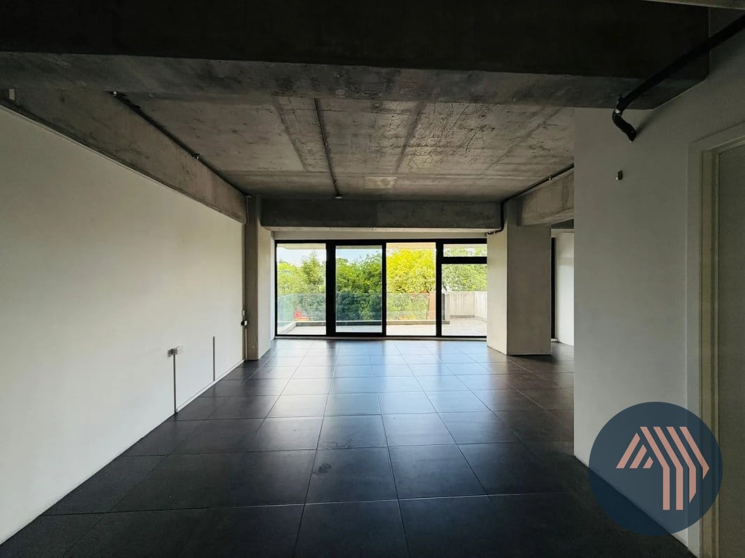 ALQUILER DE OFICINA 66MT2 CON AMPLIA TERRAZA - ASCEND, ZONA 9 - 5