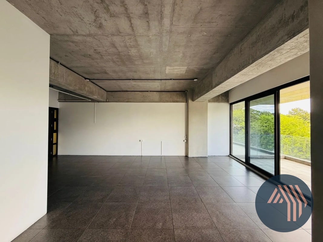 ALQUILER DE OFICINA 66MT2 CON AMPLIA TERRAZA - ASCEND, ZONA 9 - 4