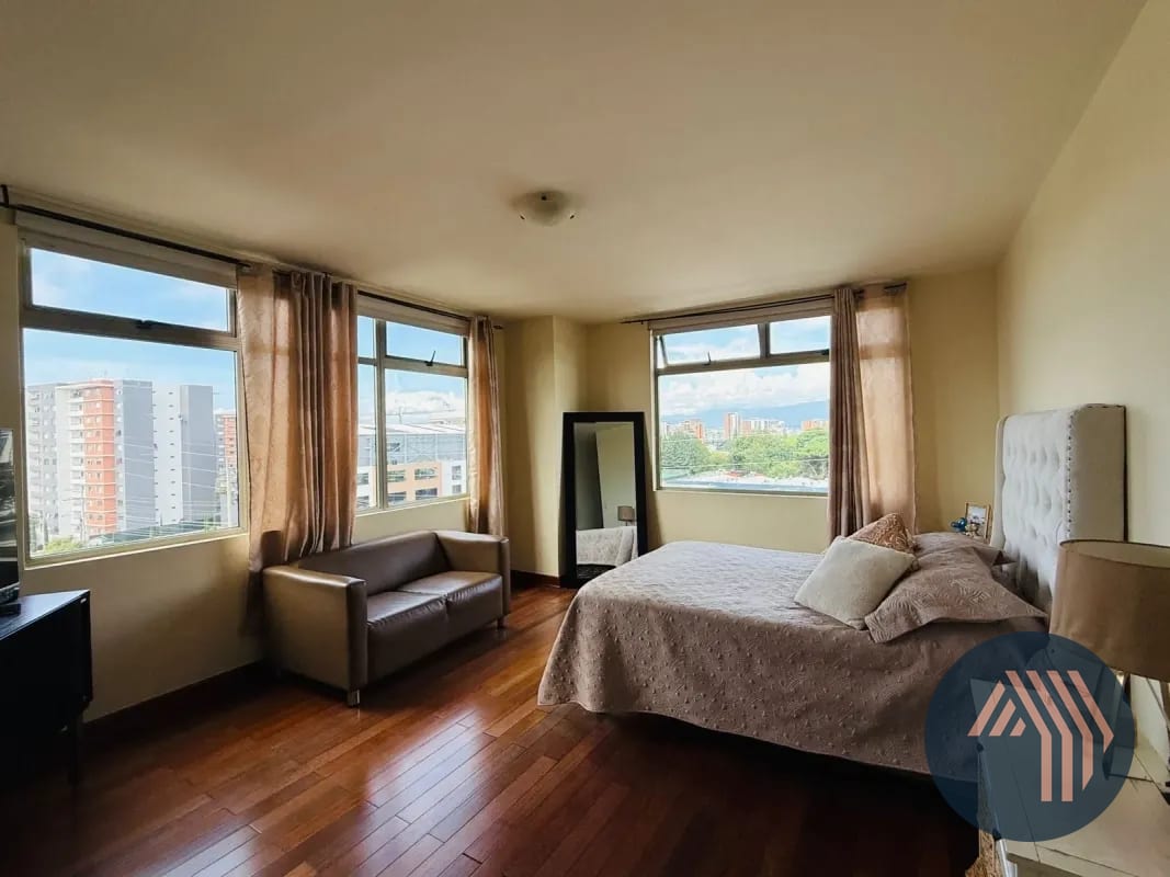 VENTA DE CÉNTRICO Y AMPLIO APARTAMENTO - BENEVENTO, ZONA 14 — Apartamento en Venta en Benevento, Zona 14, Guatemala, Ciudad — foto 5 de 17