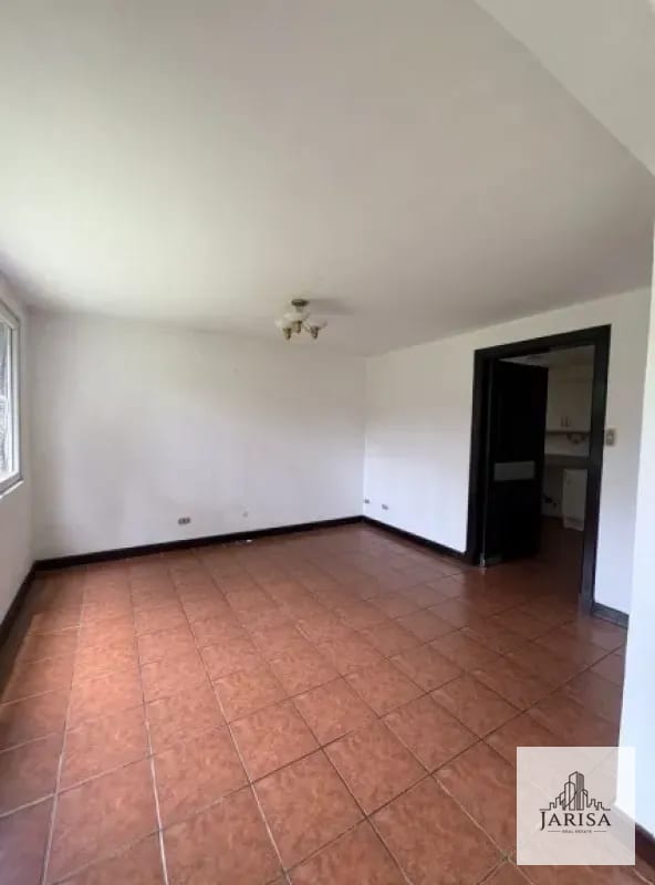 CASA EN RENTA KM.13 CAES — Casa en Alquiler en km 11-15, Carretera a El Salvador, Guatemala, Ciudad — foto 4 de 10