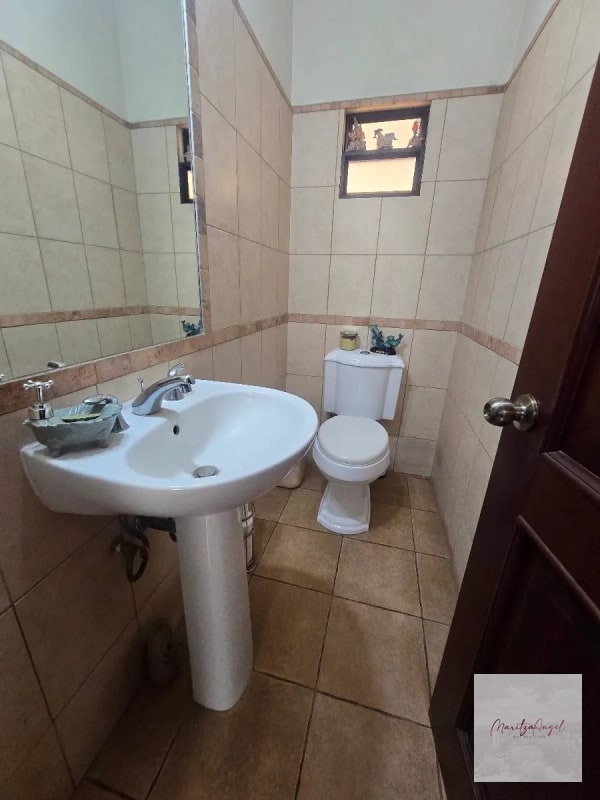 CASA EN VENTA EN SAN CRISTOBAL SECTOR B2 - 13