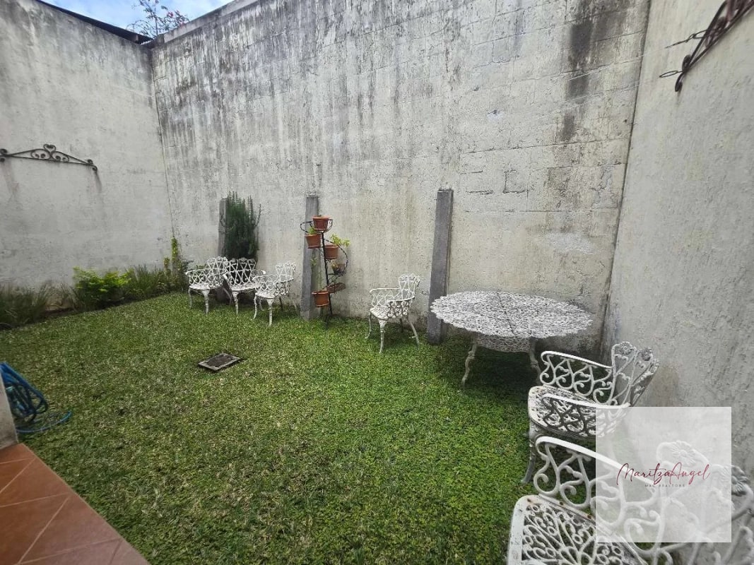 CASA EN VENTA EN SAN CRISTOBAL SECTOR B2 - 9