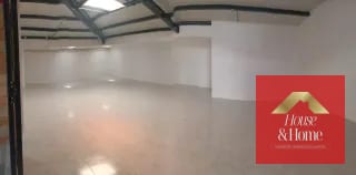 Local comercial en renta zona 10 / Plaza ubicada en la 12 calle — Local en Alquiler en Zona 10, Guatemala, Ciudad — miniatura 3 de 4