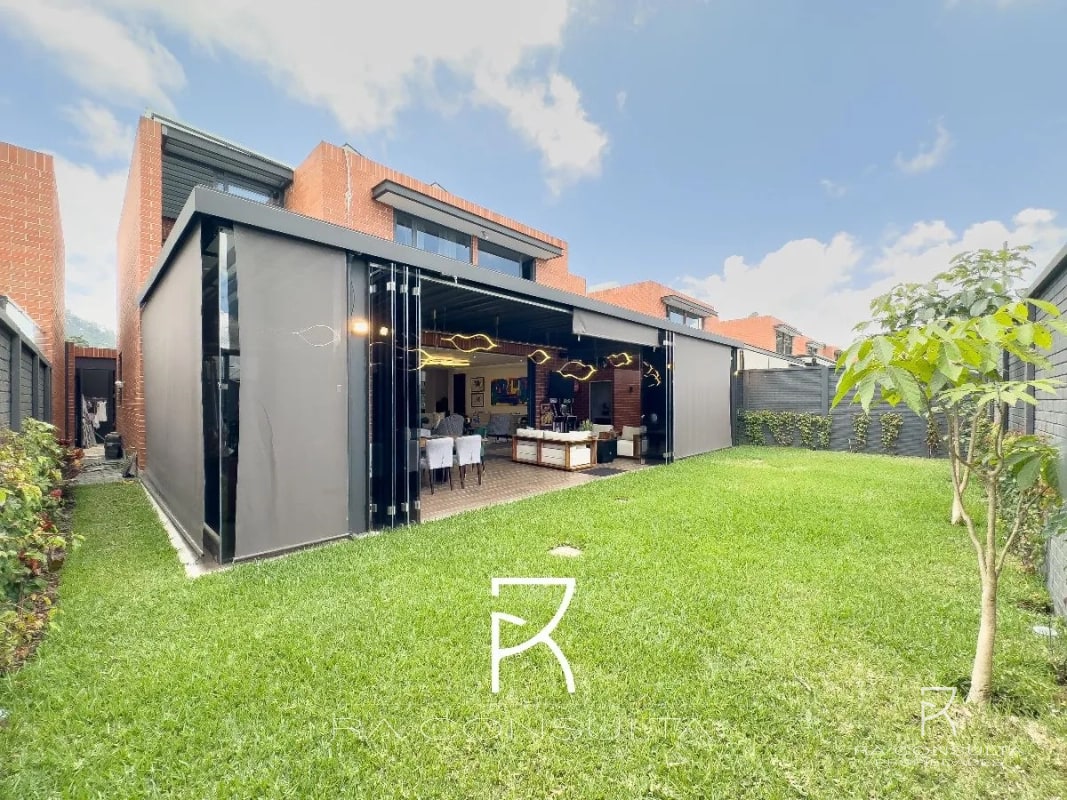 Casa en Venta Condominio Dalias, Km 15.5 Carretera a El Salvado - 8