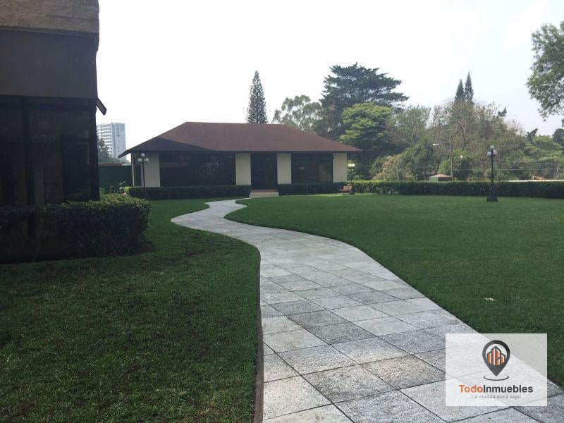 Apartamento Amueblado de 198 m2 en Renta en Milenia - 1
