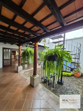 CASA EN VENTA ANTIGUA GUATEMALA  1 NIVEL CON TERRAZA — Casa en Venta en Antigua, Sacatepéquez — miniatura 11 de 13