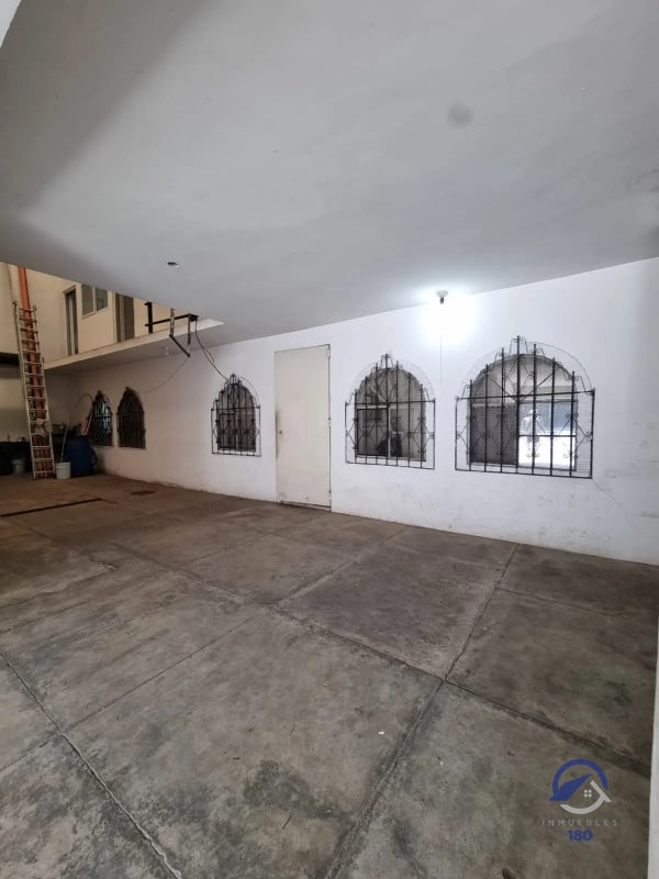 Casa en venta al final de la Avenida Petapa, zona 12 - 15