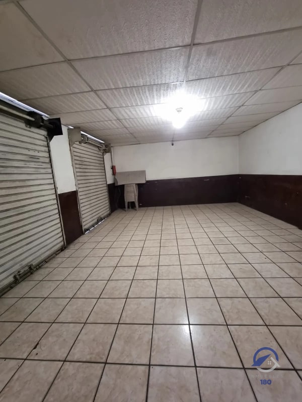 Casa en venta al final de la Avenida Petapa, zona 12 - 4