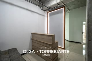 Oficina en Edificio Pialé, Zona 10 — Oficina en Alquiler en Pialé, Zona 10, Guatemala, Ciudad — miniatura 1 de 10