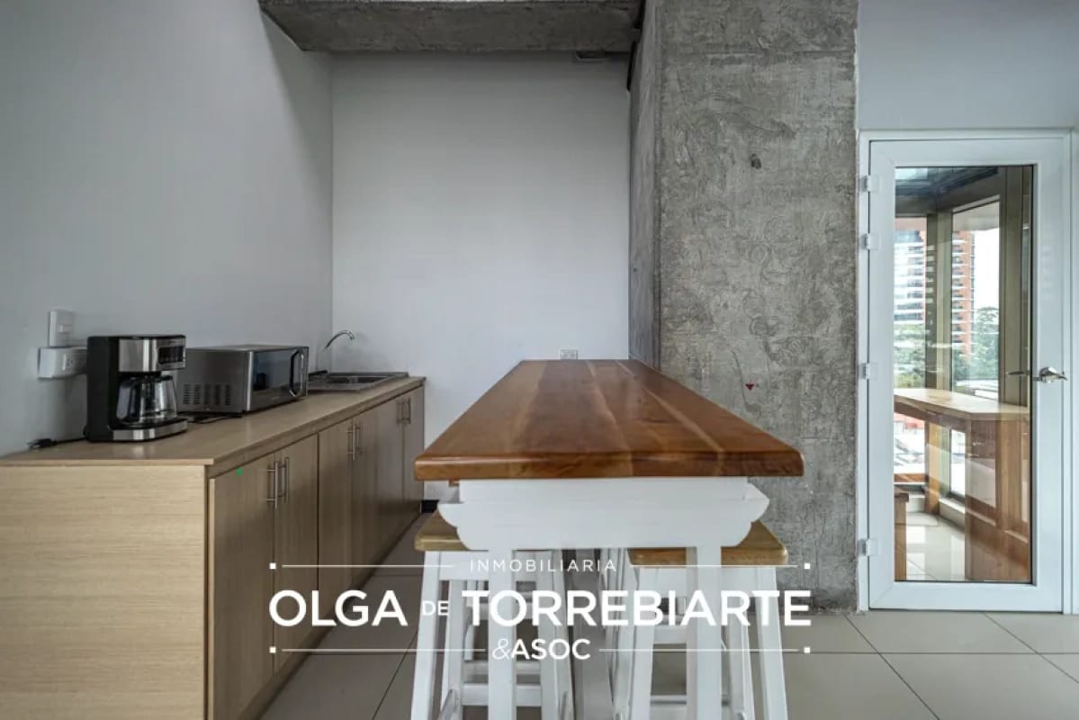 Oficina en Edificio Pialé, Zona 10 — Oficina en Alquiler en Pialé, Zona 10, Guatemala, Ciudad — foto 4 de 10