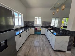 CASA AMUEBLADA EN VENTA MONTERRICO — Casa vacacional en Venta en Monterrico, Santa Rosa — miniatura 4 de 6