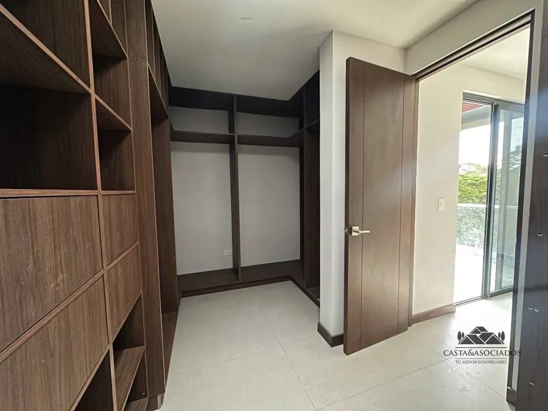 CASA EN VENTA SANTA CATARINA PINULA — Casa en Venta en Santa Catarina Pinula, Guatemala, Ciudad — foto 13 de 16