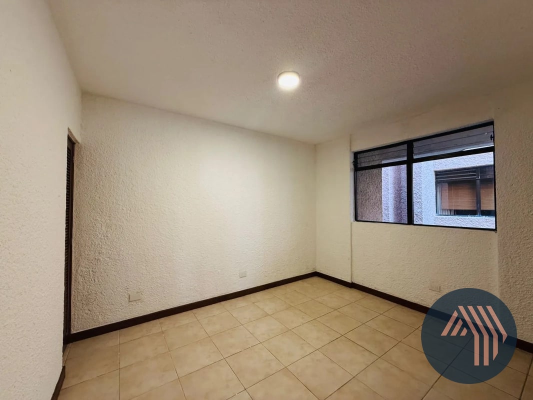 ALQUILER DE APTO. TIPO TOWNHOUSE - LA SOLANA, ZONA 15 - 14