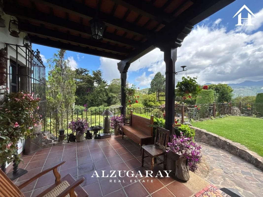 CASA DE DESCANSO AMUEBLADA - 320 MT2 / SAN LUCAS SACATEPÉQUEZ - Miniatura 10