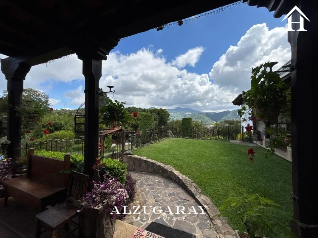 CASA DE DESCANSO AMUEBLADA - 320 MT2 / SAN LUCAS SACATEPÉQUEZ - Miniatura 9