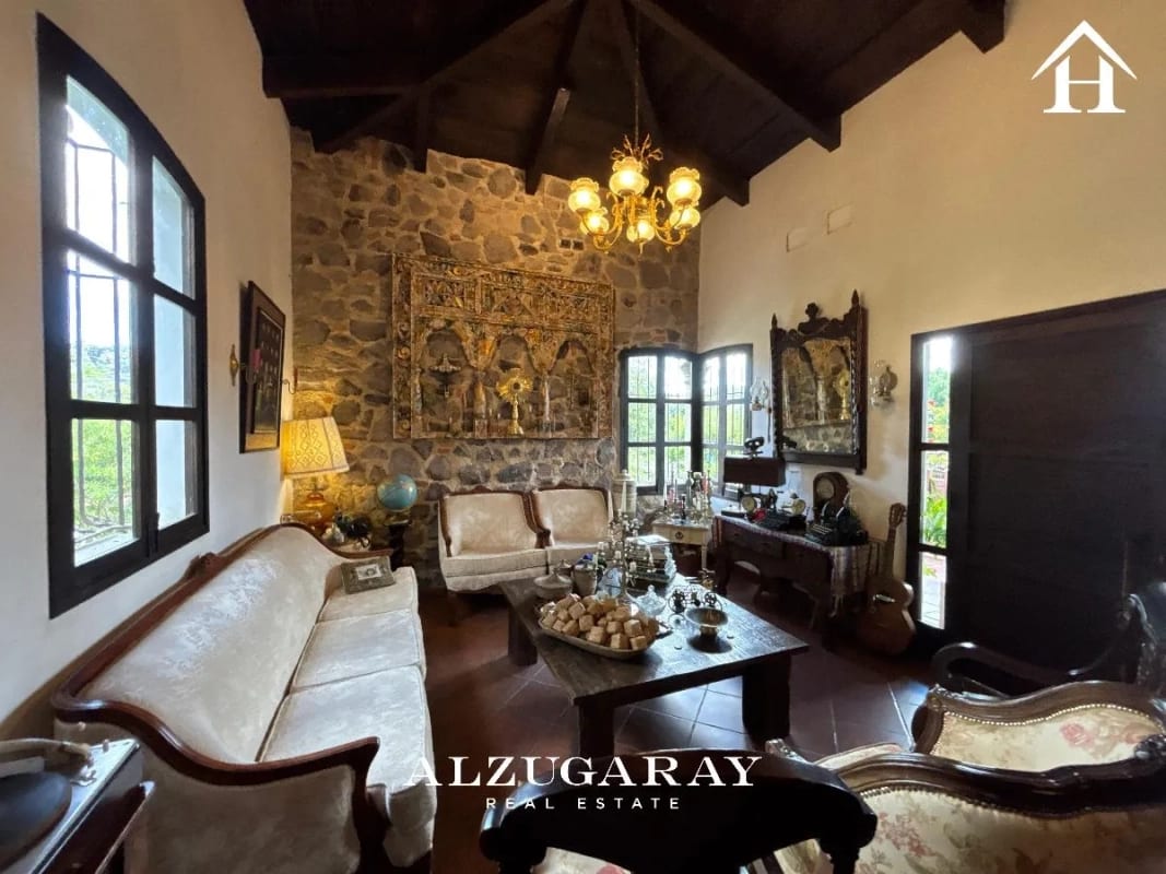 CASA DE DESCANSO AMUEBLADA - 320 MT2 / SAN LUCAS SACATEPÉQUEZ - Miniatura 8