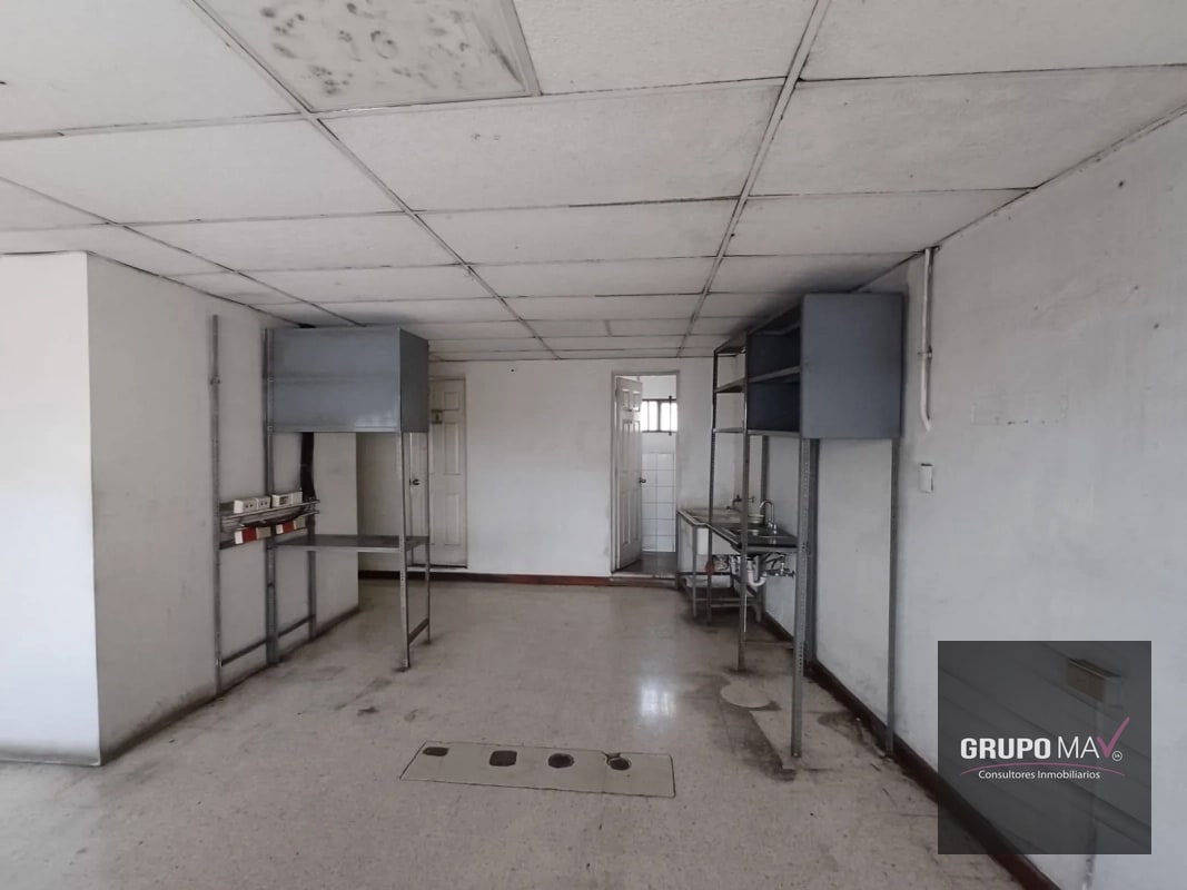 Casa Comercial Zona 6 - 5