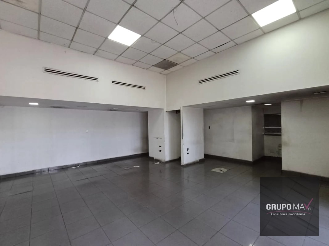 Casa Comercial Zona 6 - 2