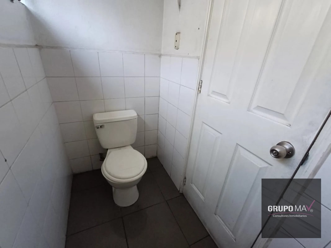 Casa Comercial Zona 6 - 1