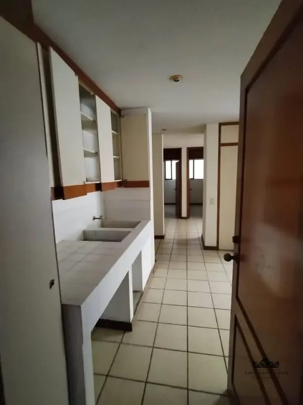 CASA EN VENTA SANTA CATARINA PINULA — Casa en Venta en Santa Catarina Pinula, Guatemala, Ciudad — foto 11 de 14