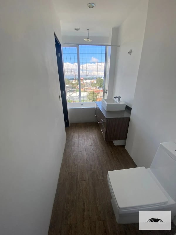 APARTAMENTO EN VENTA: KM 14.5  calle paralela a Carretera a El Salvador,  Edificio Destiny Sky Homes. — Apartamento en Venta en Destiny Sky Homes, Carretera a El Salvador, Guatemala, Ciudad — foto 6 de 12