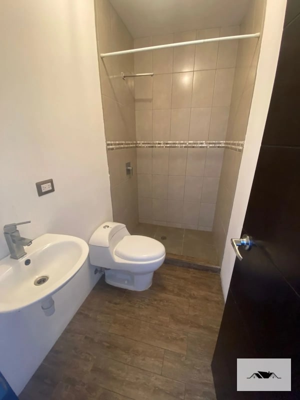 APARTAMENTO EN VENTA: KM 14.5  calle paralela a Carretera a El Salvador,  Edificio Destiny Sky Homes. — Apartamento en Venta en Destiny Sky Homes, Carretera a El Salvador, Guatemala, Ciudad — foto 4 de 12