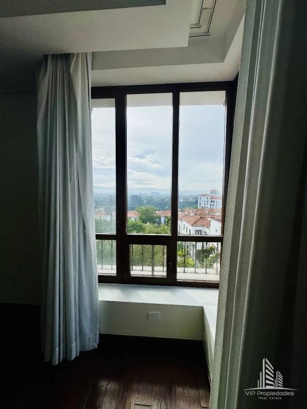 Apartamento en renta en Ramblas de Cayalá, Z. 16 - 6
