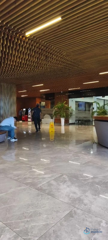 Local en Renta – Zona 9 - 7