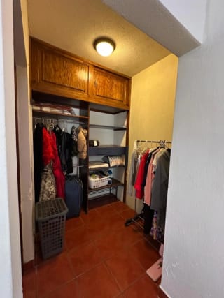 Casa en venta en zona 10 fuera de garita dentro de área residencial de 5 habitaciones — Casa en Venta en Zona 10, Guatemala, Ciudad — miniatura 6 de 16