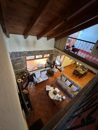 Casa en venta en zona 10 fuera de garita dentro de área residencial de 5 habitaciones — Casa en Venta en Zona 10, Guatemala, Ciudad — miniatura 7 de 16