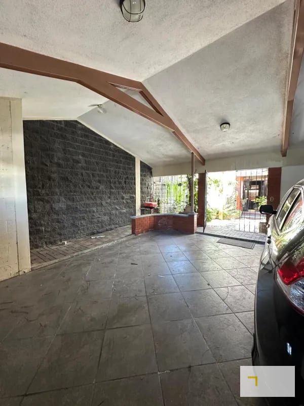 Casa en venta en zona 10 fuera de garita dentro de área residencial de 5 habitaciones — Casa en Venta en Zona 10, Guatemala, Ciudad — foto 9 de 16