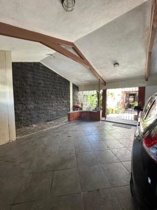 Casa en venta en zona 10 fuera de garita dentro de área residencial de 5 habitaciones — Casa en Venta en Zona 10, Guatemala, Ciudad — miniatura 9 de 16