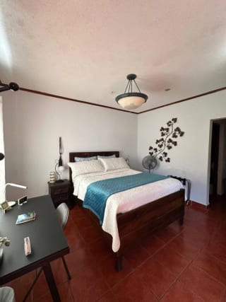 Casa en venta en zona 10 fuera de garita dentro de área residencial de 5 habitaciones — Casa en Venta en Zona 10, Guatemala, Ciudad — miniatura 14 de 16
