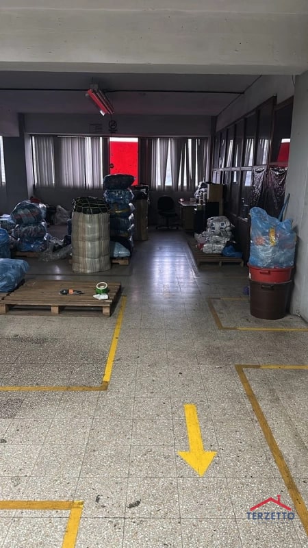 Bodegas edificio zona 7 (2 pisos disponibles) - 6