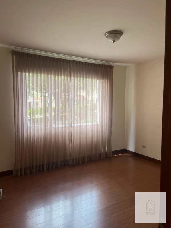Linda Casa Portal del Bosque 1, CES en venta - 12