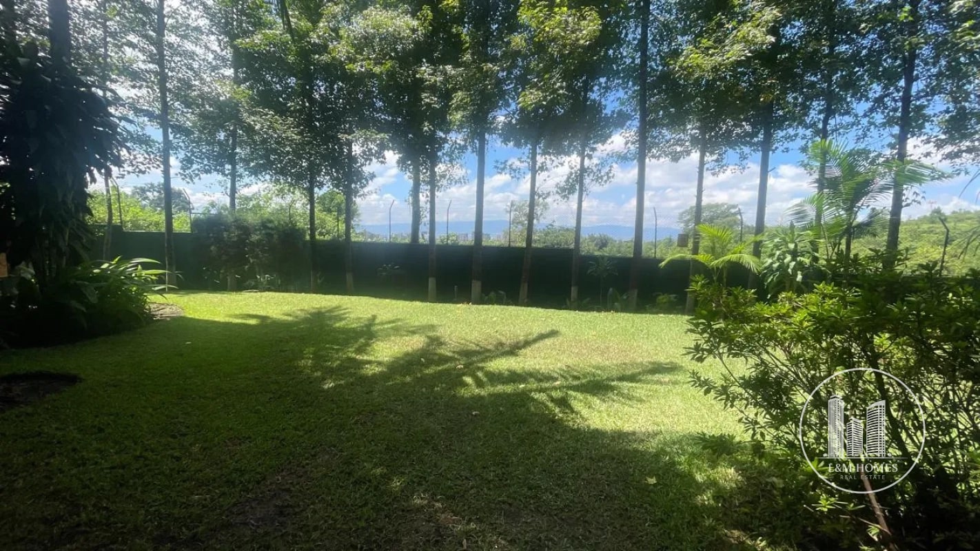 Lindo apartamento en renta en zona 16 Colonia La Montaña - 2