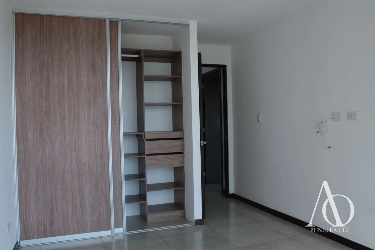 Apartamento en Alquiler / Venta Edificio Telia, zona 15 VH2 N9 / EN DIRECTO 2025 02 — Apartamento en Venta en Telia, Zona 15, Guatemala, Ciudad — foto 7 de 7
