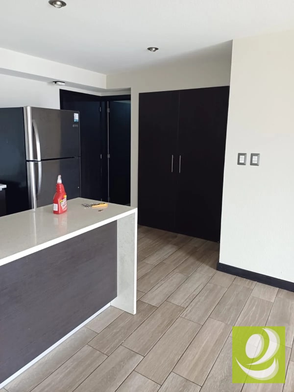 VENDO APARTAMENTO EN MARISCAL Y PERIFERICO ZONA 11 - 8