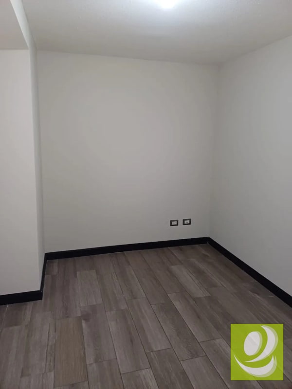 VENDO APARTAMENTO EN MARISCAL Y PERIFERICO ZONA 11 - 6
